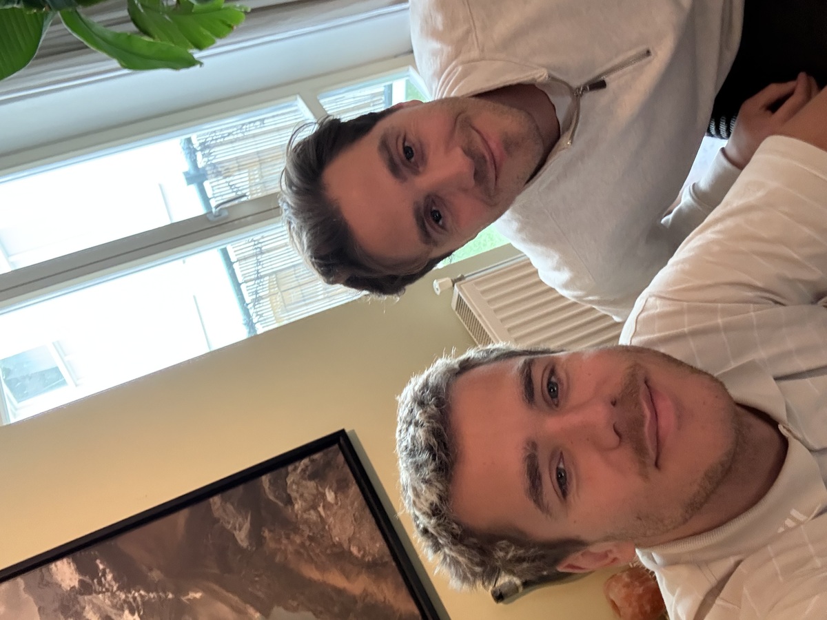Bas van Zandvoort en Julian de Jong, oprichters van de Jonge Harten Club